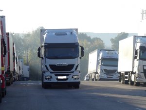 Camión transporte mercancías peligrosas