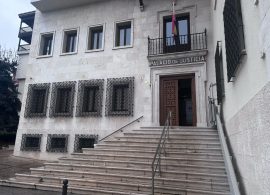 Tres acusados se enfrentan en Cuenca y a cinco años y ocho meses de cárcel por estafa en una compra de ajos