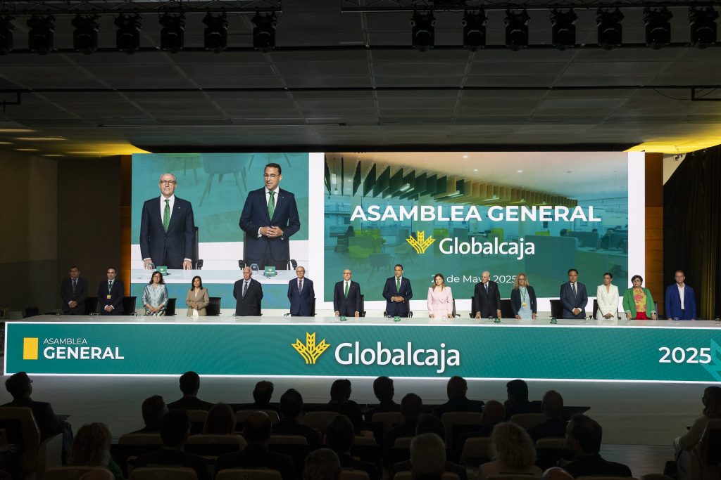 Mariano León, reelegido presidente de Globalcaja