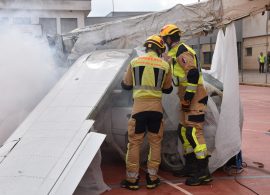 Simulacro de accidente aéreo en Villanueva de la Jara