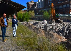 Las obras de los aparcamientos en los terrenos ferroviarios, ejecutadas al 30% tras sufrir retrasos por las lluvias