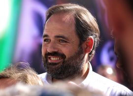 No son las siglas, es la dignidad de España