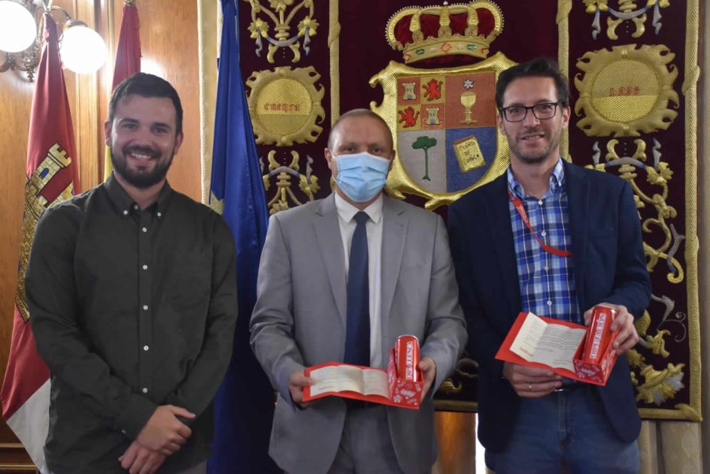 Actor De Vikingos Ahora Se Dedica A Vender Joyas Personalizadas