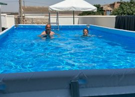 El Ayuntamiento de Torrubia del Castillo instala una piscina portátil