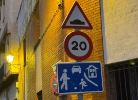 El Grupo Popular pide al Ayuntamiento que aclare si la calle de Los Tintes es peatonal o abierta al tráfico