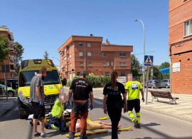 Herido un motorista tras un accidente con un turismo en la calle de la Guardia Civil de Cuenca