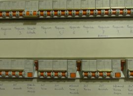 La patronal conquense insiste en que la limitada capacidad de la red eléctrica perjudica a las empresas