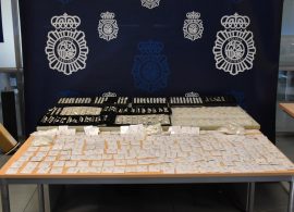 Detenido en Alcorcón por asaltar al dueño de una empresa de joyería y arrebatarle los muestrarios en un área de servicio de Cuenca