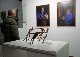 Los rostros del arte de Cuenca en una exposición en la Sala Acua