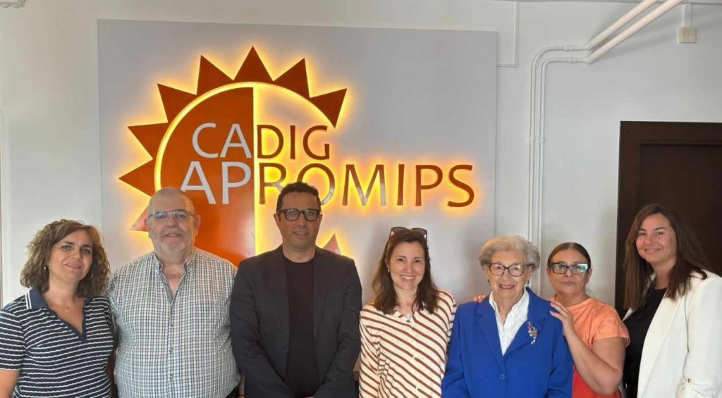 La Junta destaca la labora “esencial” de APROMIPS en la atención de personas con discapacidad grave y sus familias