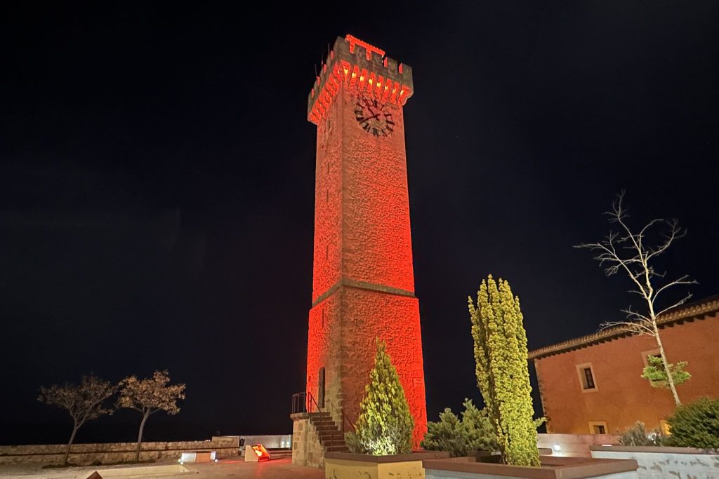 Cuenca iluminará de rojo algunos de sus monumentos emblemáticos como homenaje a Cruz Roja