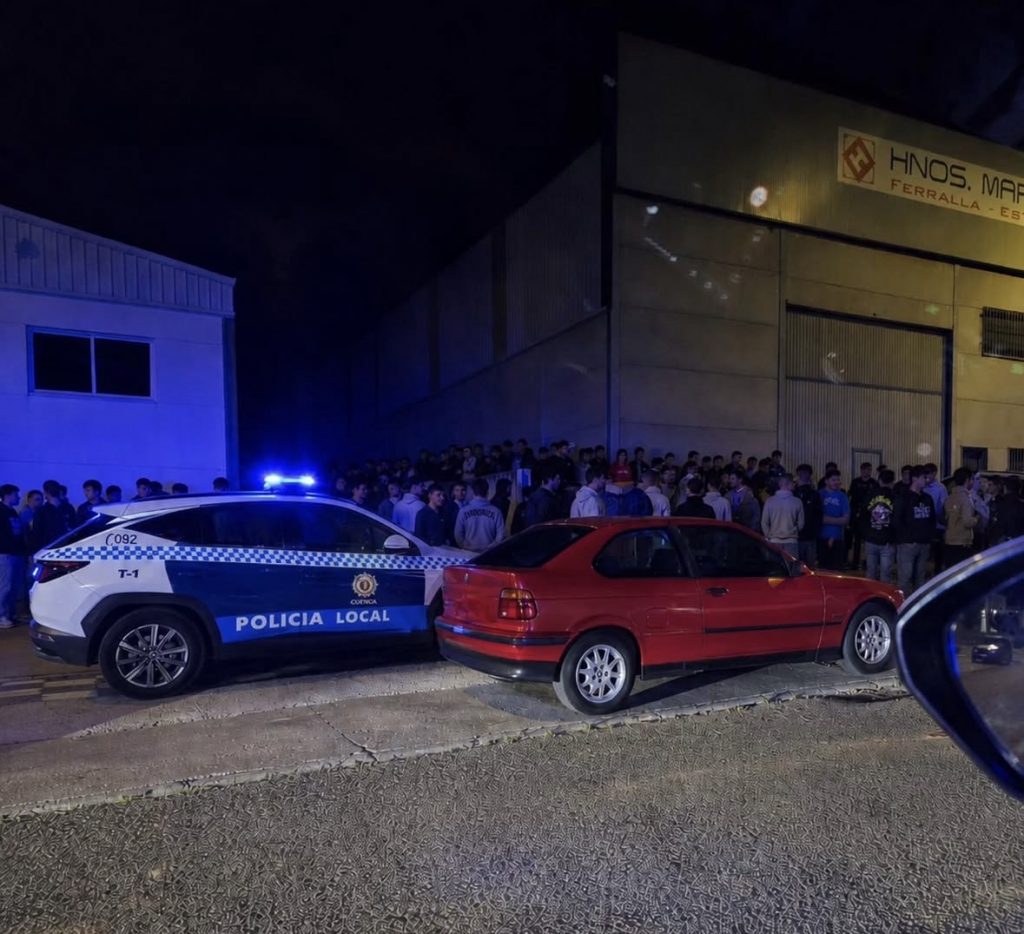 Varios vehículos identificados tras un aviso por carreras ilegales en el polígono Sepes