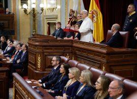 Papa a la carta, la moda catecumenal