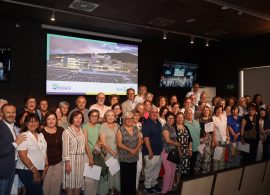 Homenaje a los 102 profesionales del área de salud de Cuenca jubilados en 2025