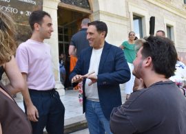 Máximo Baringo y Marcos Parra recuerdan en acto del Orgullo en Cuenca que todavía hay LGTBIfobia en centros educativos, trabajo, deporte...