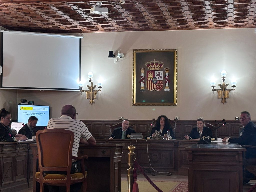 Acusado de abusar de un menor que vivía en su finca en Sisante niega los hechos: “Ni me gustan los hombres, ni los niños menos”