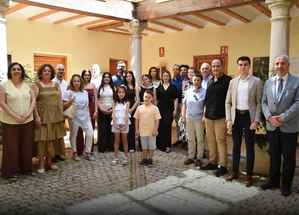 Presentada la Corte de Honor de las Fiestas y Feria Nuestra Señora de Riánsares 2026