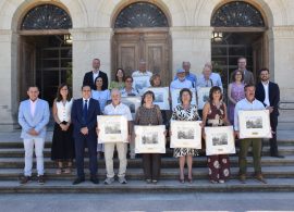 Reconocimiento a catorce funcionarios de la Diputación jubilados este año tras varias décadas de servicio