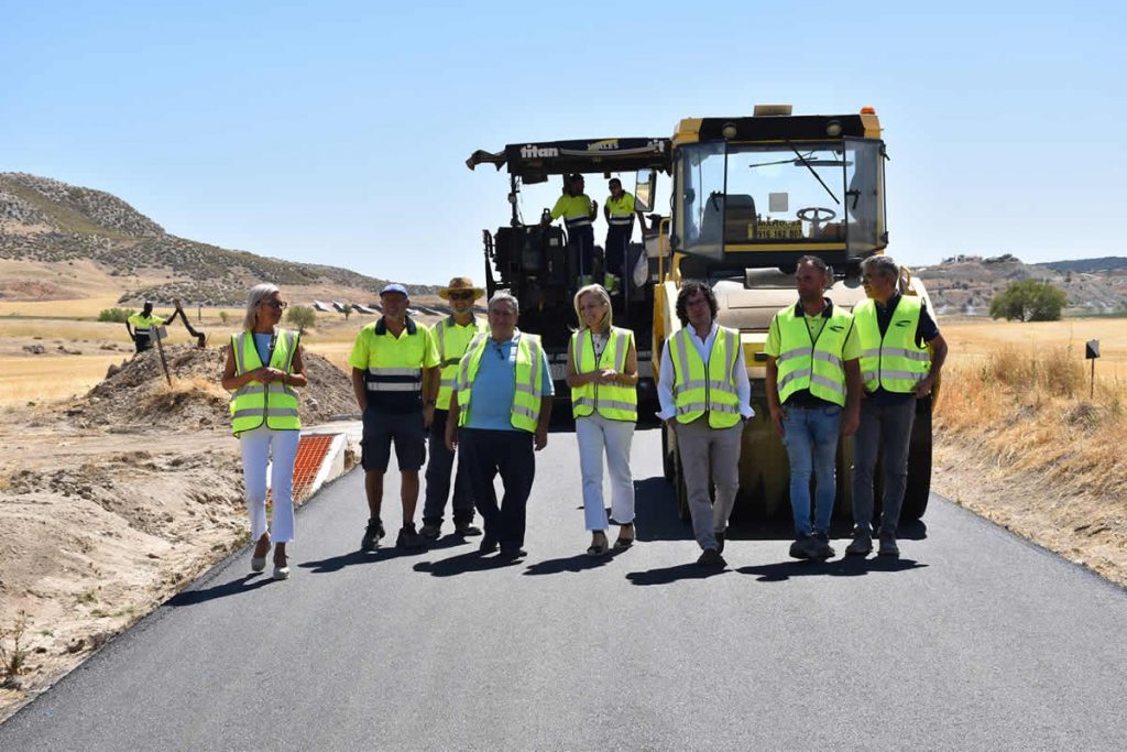 El Gobierno regional mejora la CM-2054 en Leganiel con una inversión de más de 575.000 euros