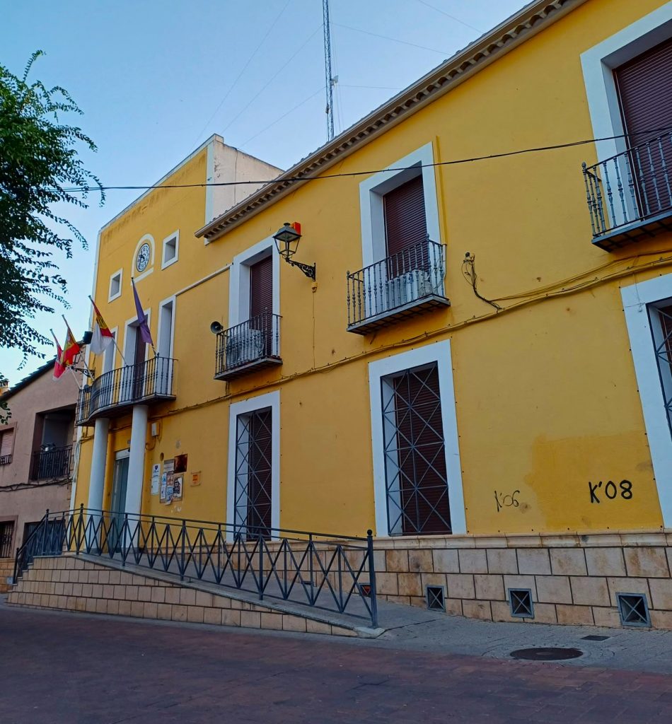 El Pleno de Minglanilla aprueba una moción por la gratuidad de la escolarización en niños de 0 a 2 años