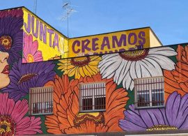 El Centro Social de Villa Román ya luce  el mural por la igualdad de Crisdose