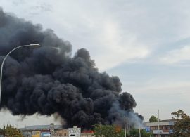 El Ayuntamiento lanza un ESAlert y suspende actividades deportivas y culturales al aire libre en Cuenca por el humo del incendio en MOBEC