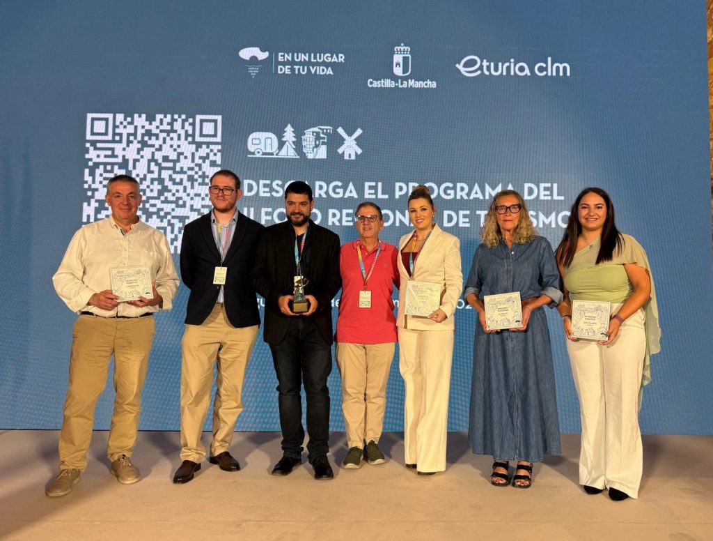 Dos Premios Regionales de Turismo y cuatro reconocimientos conquenses en el II Foro de Turismo de C-LM