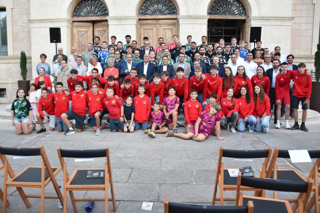 Martínez Chana renueva el compromiso de la Diputación con el Rebi Cuenca, «patrimonio de todos los conquenses»