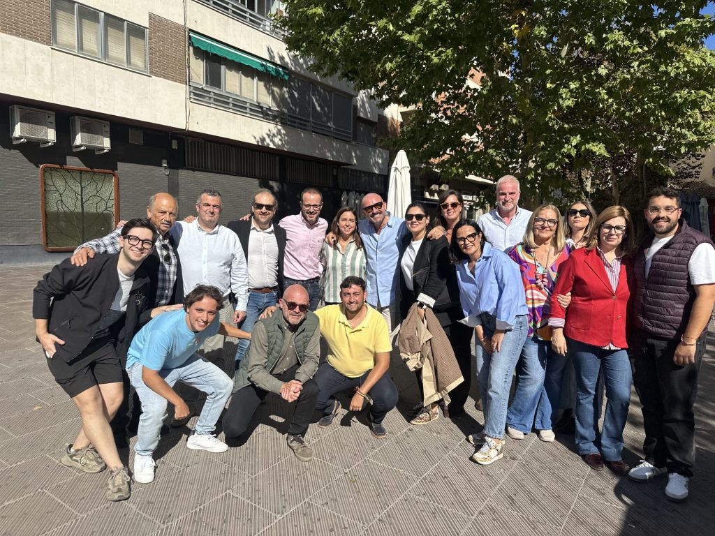 Ronda de reuniones del ‘popular’ Jaime de los Santos para conocer las necesidades de varios colectivos de Cuenca