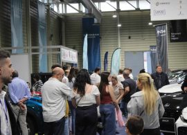 El XVII Salón del Vehículo de Ocasión cierra sus primeras operaciones en una tarde muy dinámica