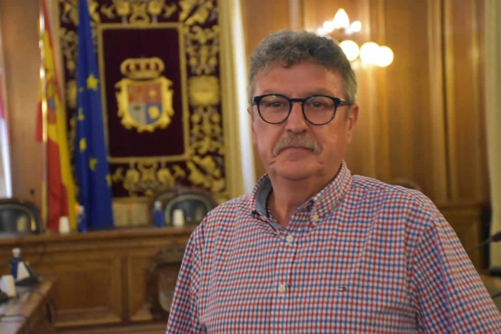 Gómez Molina exige a Page y a Sánchez soluciones ante el ERE de Mahle que amenaza 170 empleos en Motilla del Palancar