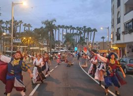 Los Perchas llevan el carnaval de Mota del Cuervo a Almuñécar en el quinto centenario de su escudo